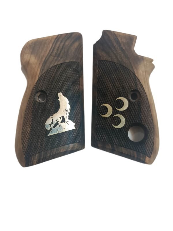 Düğmeli Beretta Mod 70 ahşap tabanca KABZESi