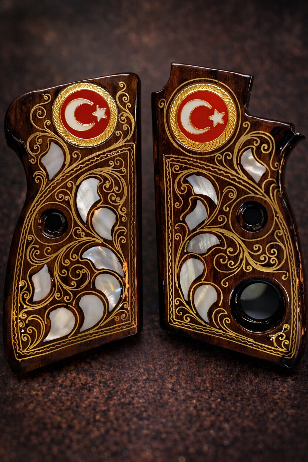 7.65 mm Tek düğmeli Beretta mod 70 kabza